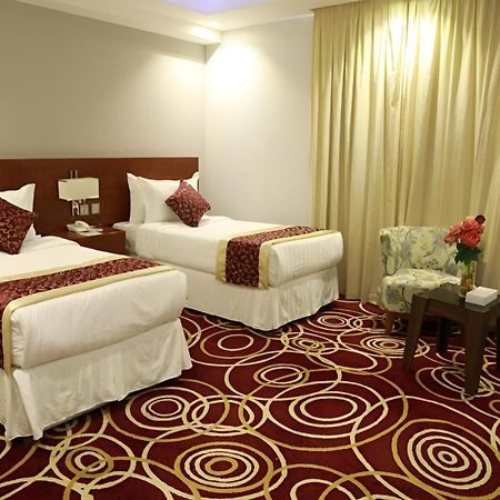 Wow Hotel Jeddah Bagian luar foto